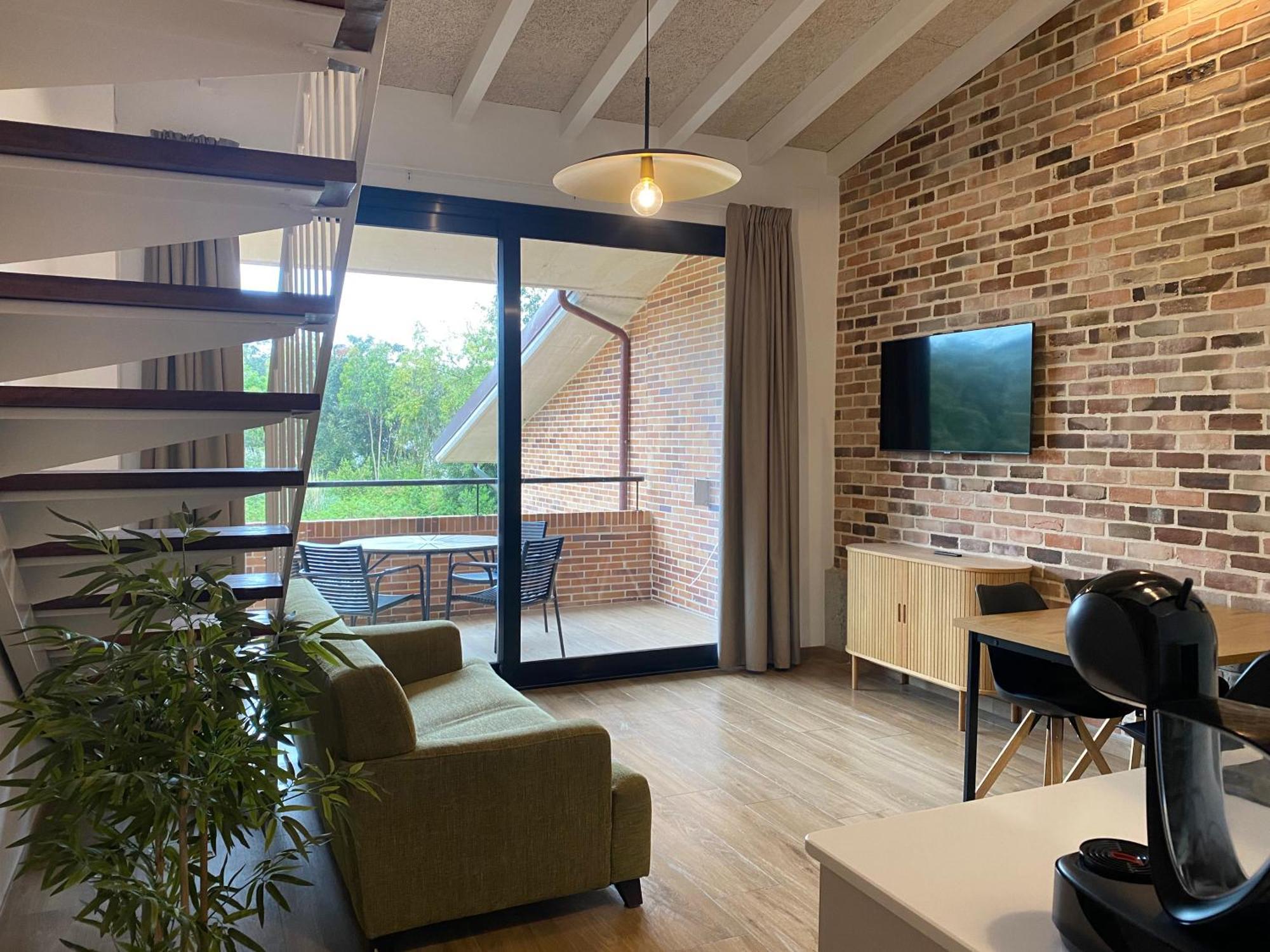 Alma Marina Apartamentos Сомо Экстерьер фото